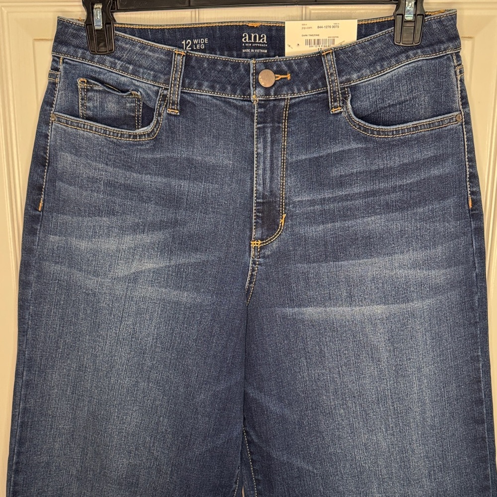 a.n.a Dark Blue Flare & Wide Leg Jeans - Picture 3 of 7